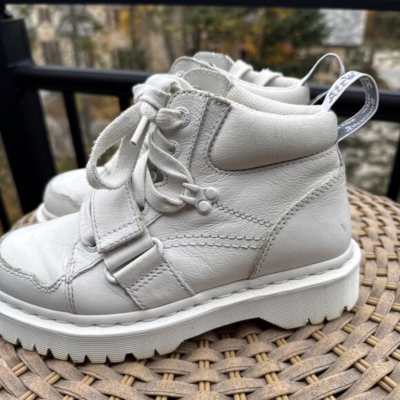 Dr. Martens Zuma II Women's 6 Ankle Lace-Up Strap White Zuma II UK 4 EU 37 - Picture 6 of 16